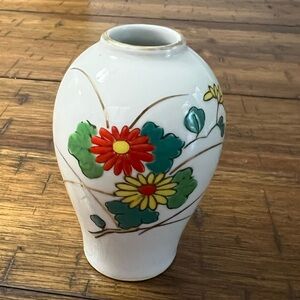 Japanese Arita Ware Porcelain Mini Floral Vase